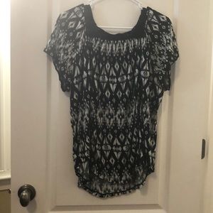 Faded Glory black and white top